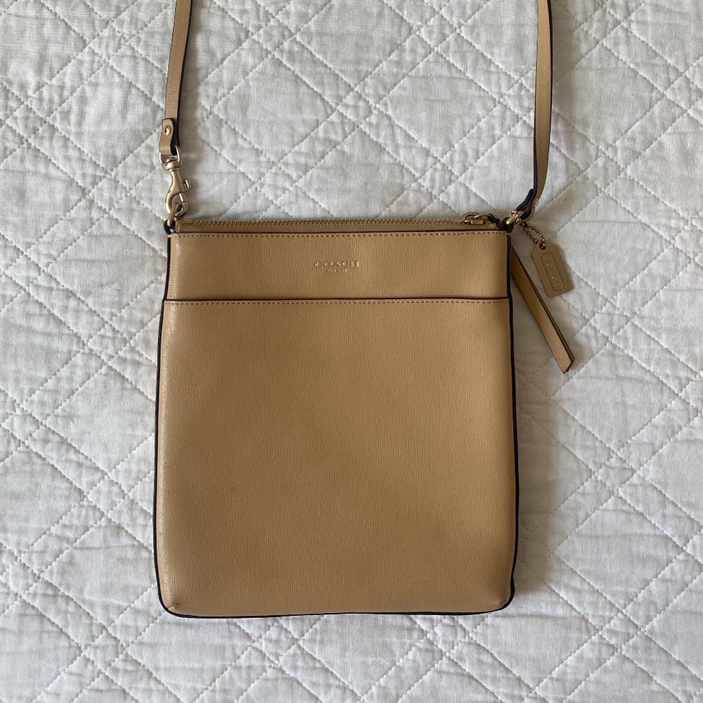COACH Kitt Crossgrain Leather